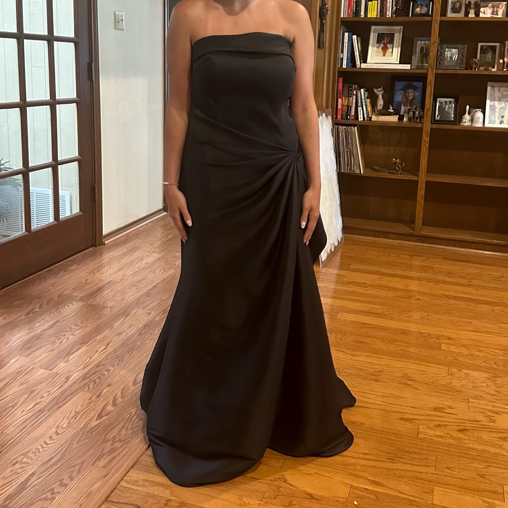 Terani Couture Formal Strapless Dress. Black